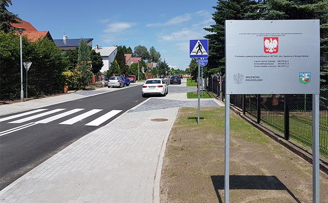 Przebudowa gminnej drogi publicznej - ul. Topolowa
